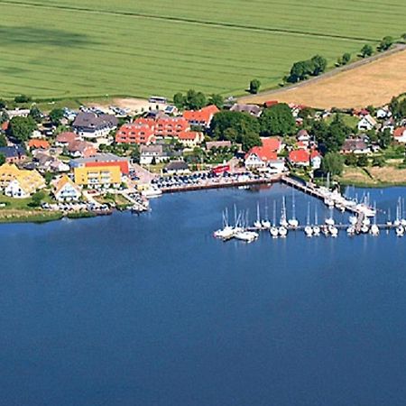 Hotel- & Ferienanlage Kapitaens-Haeuser Breege Luaran gambar