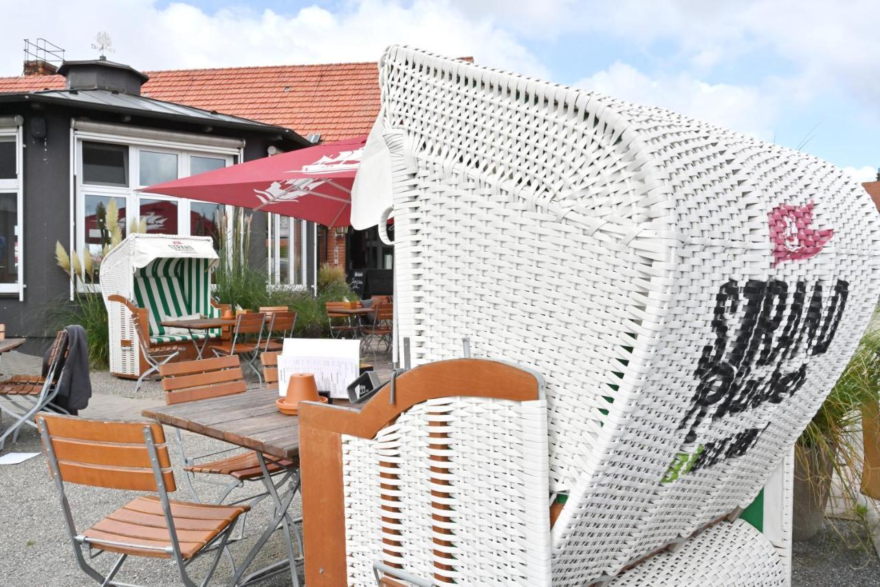 Hotel- & Ferienanlage Kapitaens-Haeuser Breege Luaran gambar