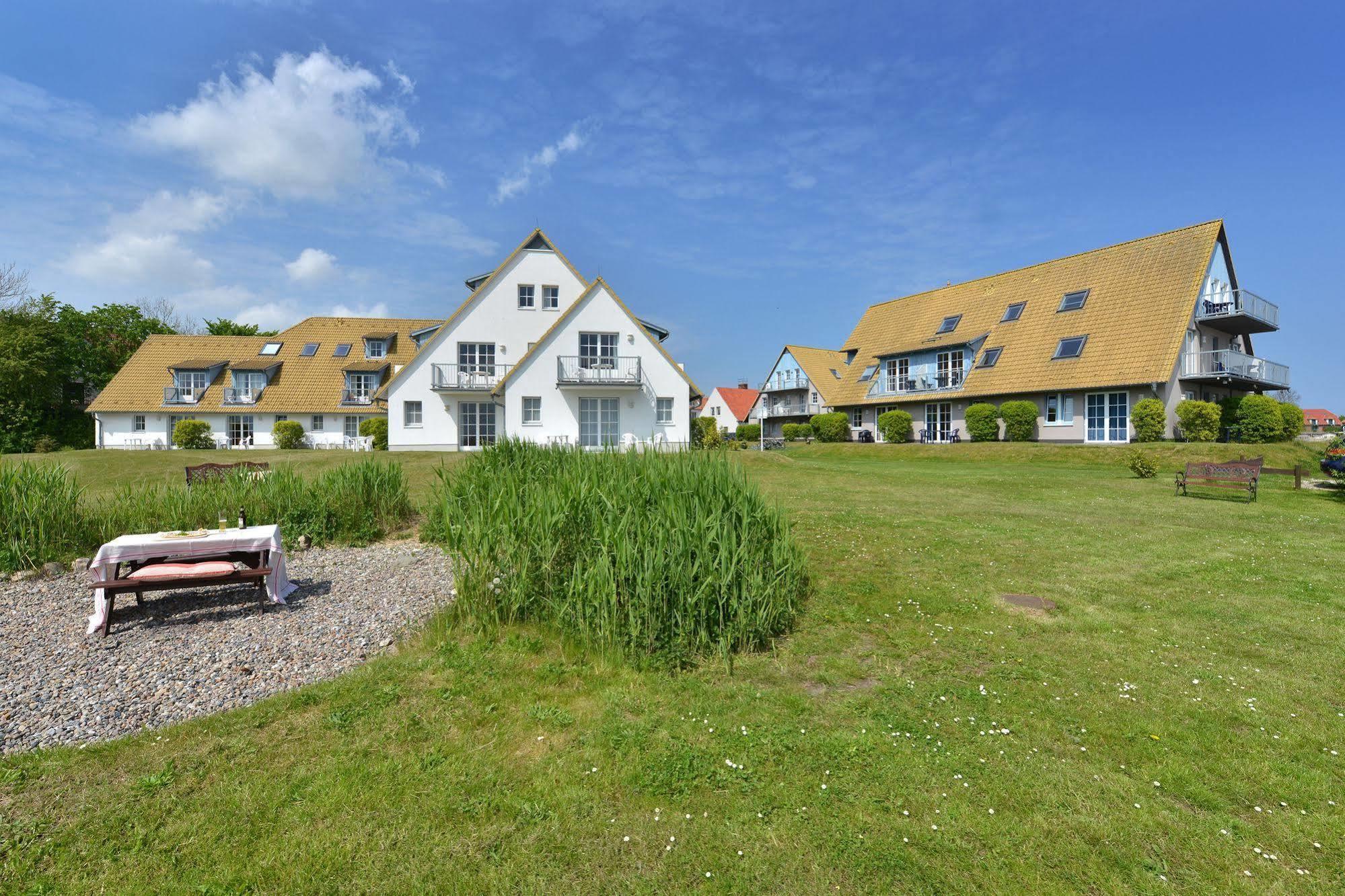 Hotel- & Ferienanlage Kapitaens-Haeuser Breege Luaran gambar